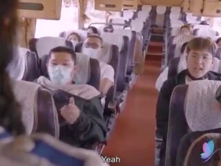 Xxx klämma tour tåg med bystiga asiatiskapojke hora original- kinesiska av kön video- med engelska sub